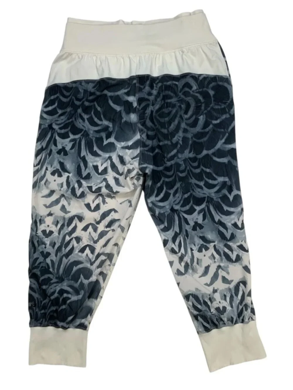 lululemon athletica this lululemon